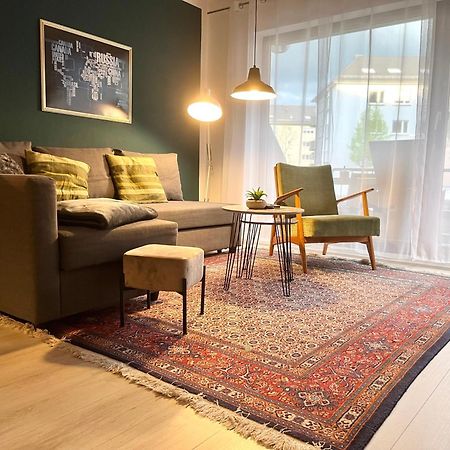 Living At Saarpartments -Adultsonly- 2 Bedrooms, Kitchen - Business & Holiday Apartments For Long- And Short Term Stay, 3 Min To Train Station, Secure E-Bike Parking! Saarbrücken Dış mekan fotoğraf